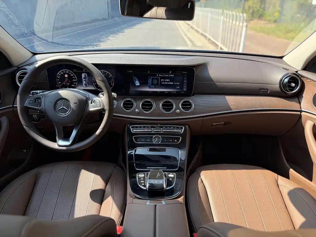 Mercedes-Benz E-Class — миниатюра 14