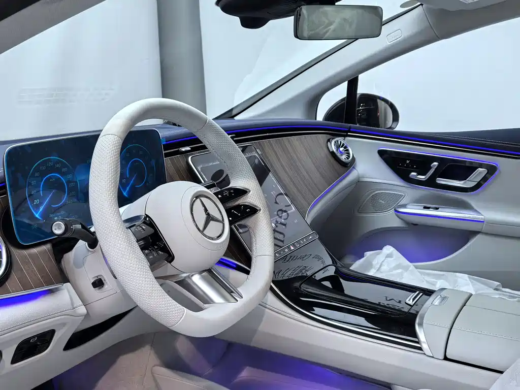 Mercedes-Benz EQE 2025 500 4MATIC