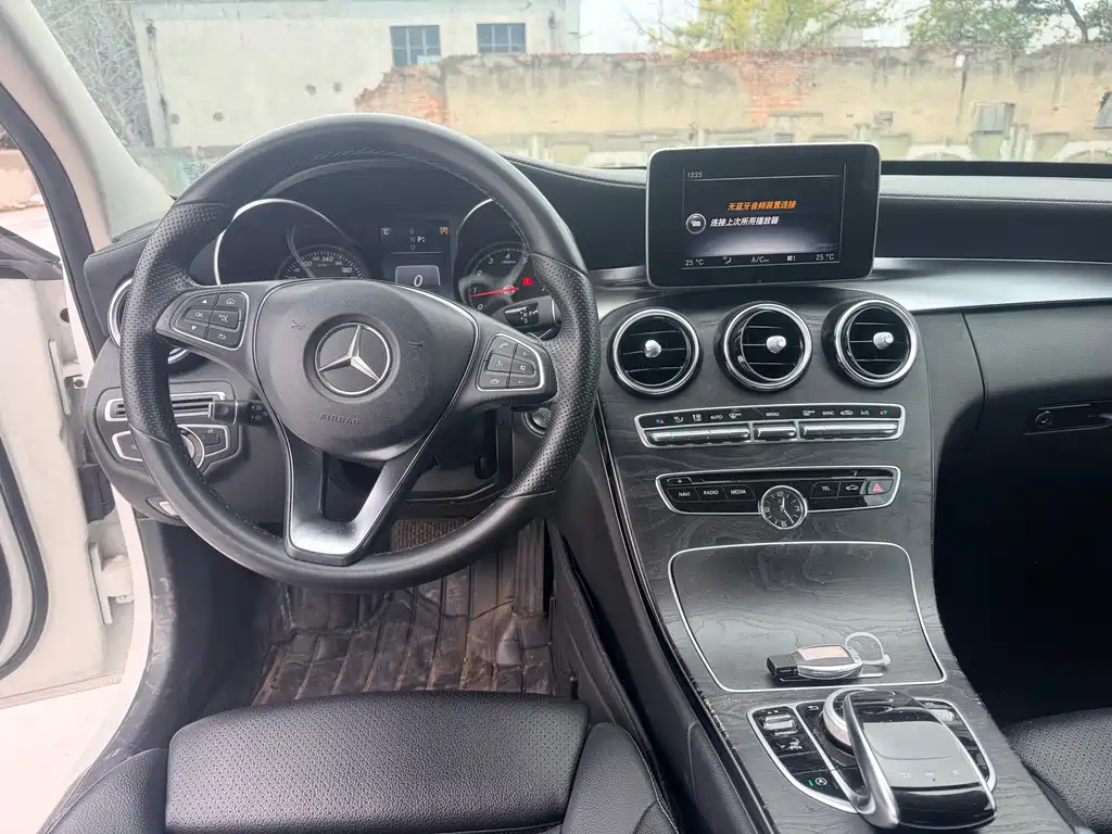MERCEDES-BENZ C CLASS