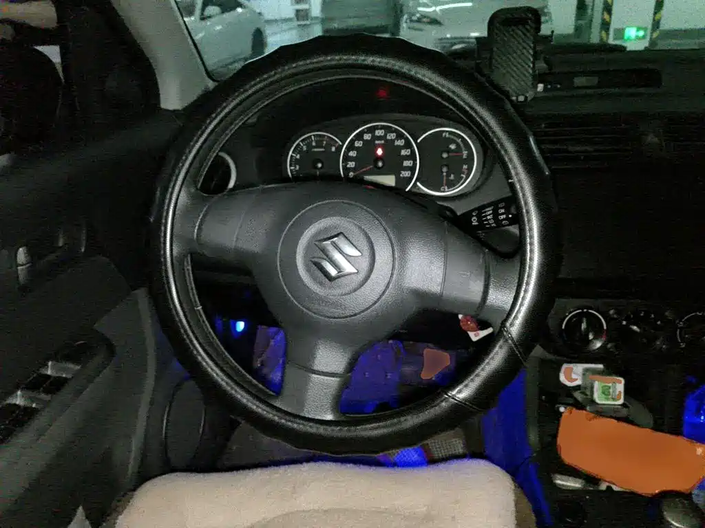 Suzuki Swift — миниатюра 11