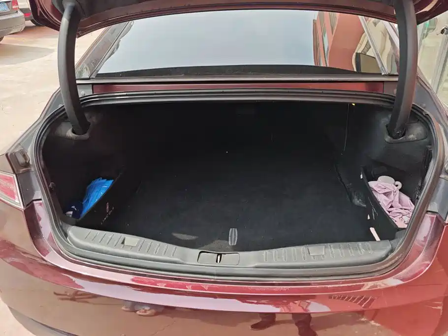 Lincoln MKZ — миниатюра 4