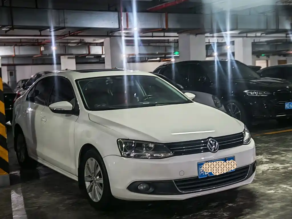 Volkswagen Sagitar