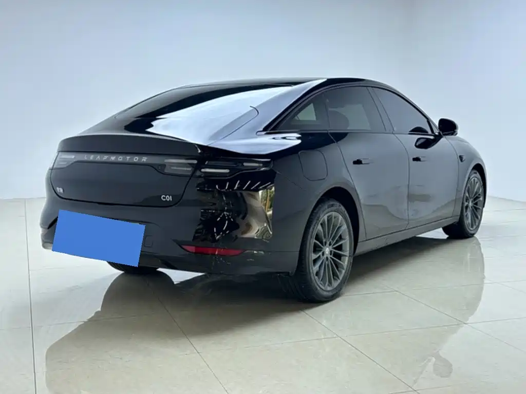 Leapmotor Leapmotor C01 — миниатюра 7
