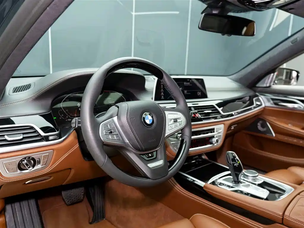 BMW 7 Series 7 2019 750Li xDrive V8 Luxury