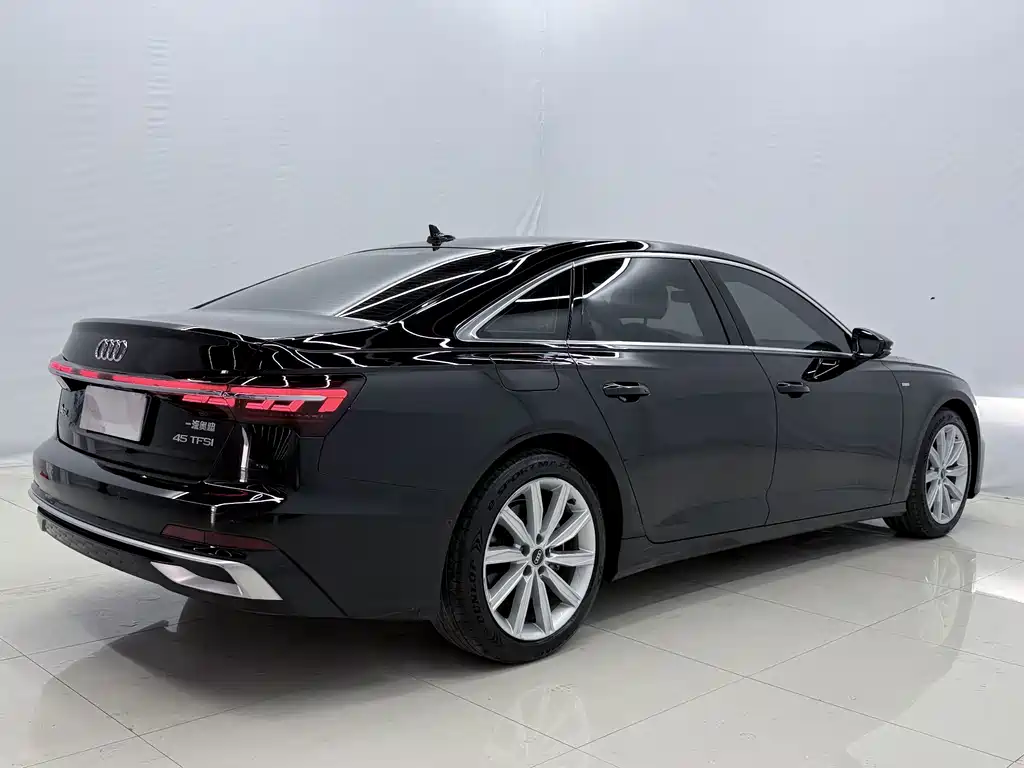 Audi A6L — миниатюра 14