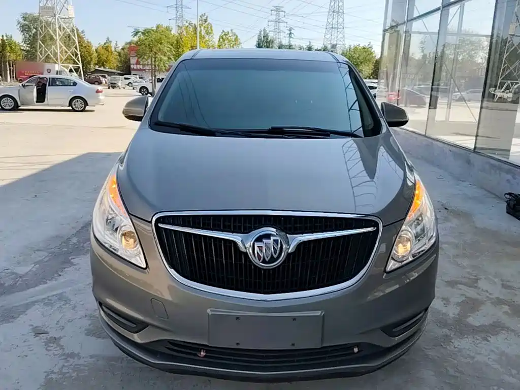 Buick GL8 — миниатюра 3