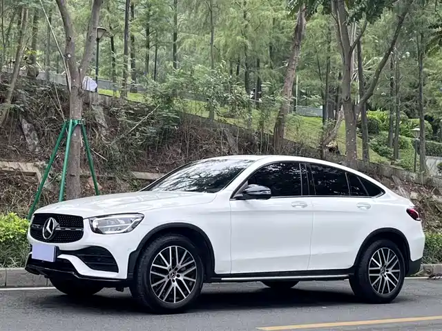MERCEDES-BENZ GLC COUPE