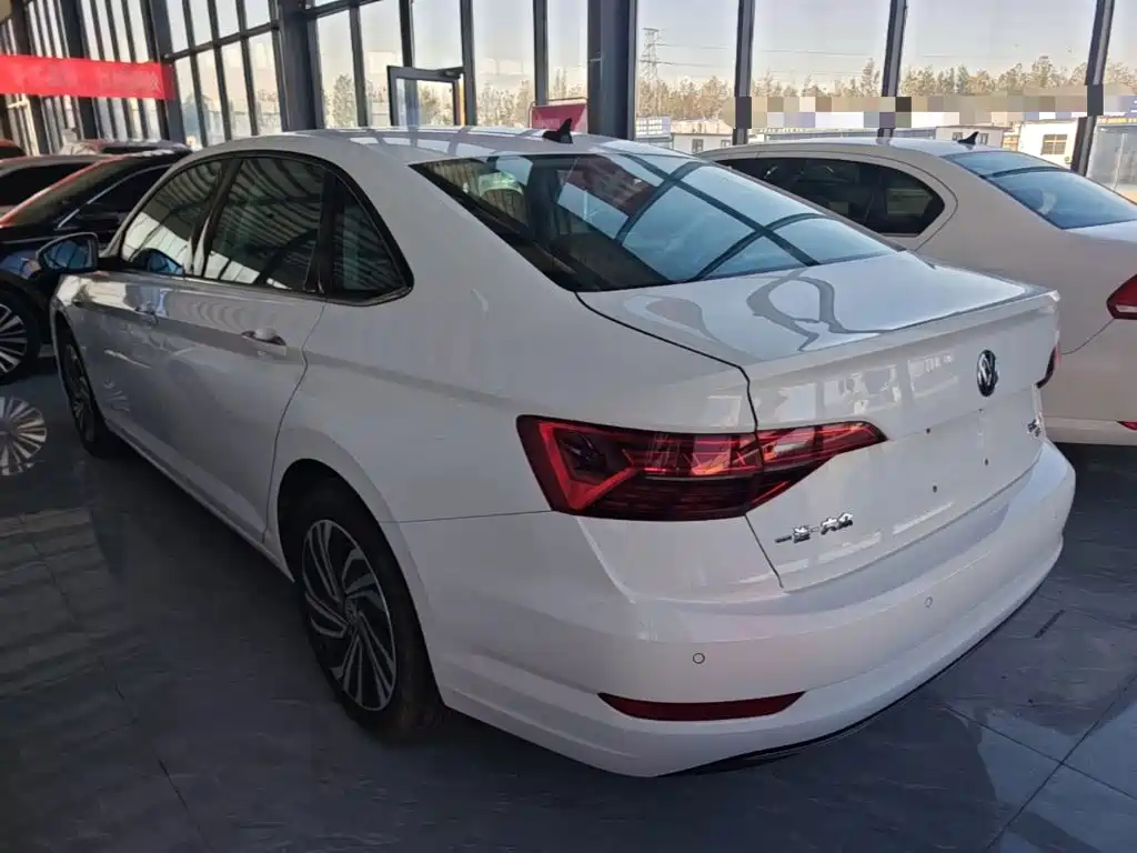 Volkswagen Sagitar — миниатюра 5