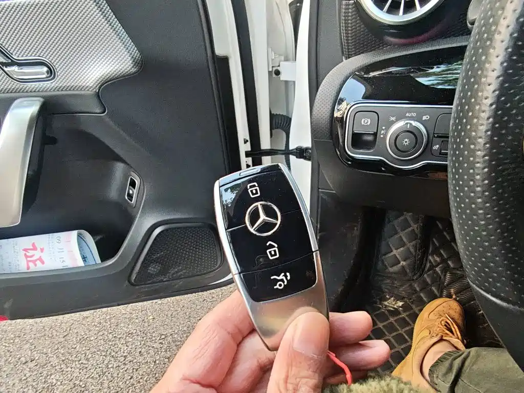 Mercedes-Benz A-Class — миниатюра 9