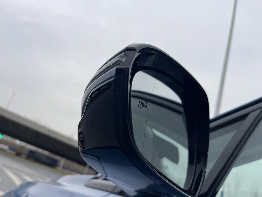 Hongqi HONGQI TIANGONG 05