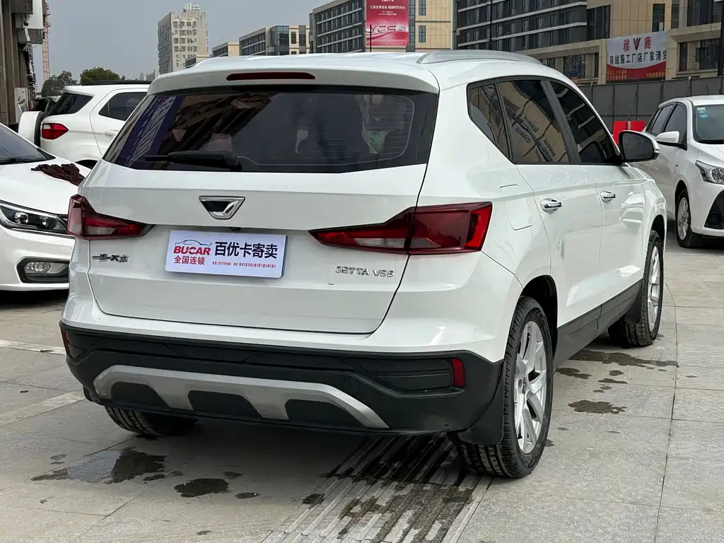JETTA VS5