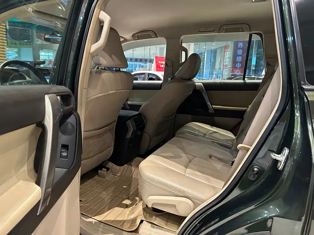 Toyota Prado (Import) — миниатюра 10