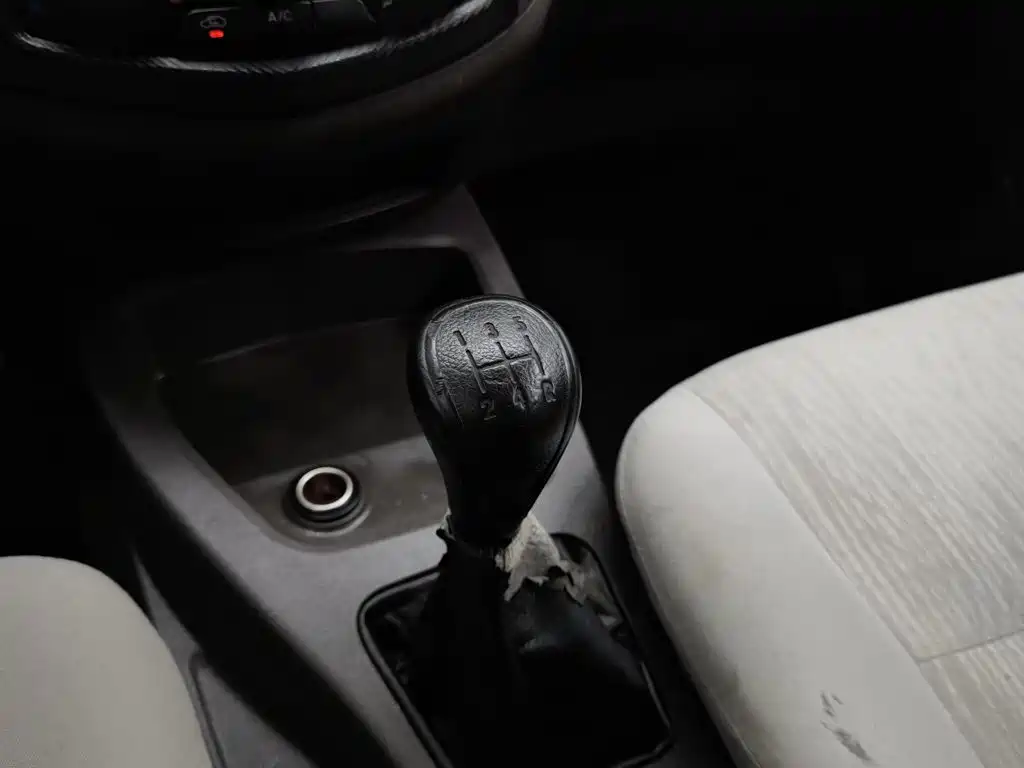 Wuling Hongguang — миниатюра 13