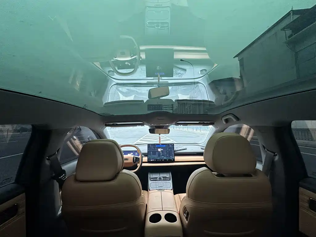 GEELY GALAXY GALAXY SPARKLE 8