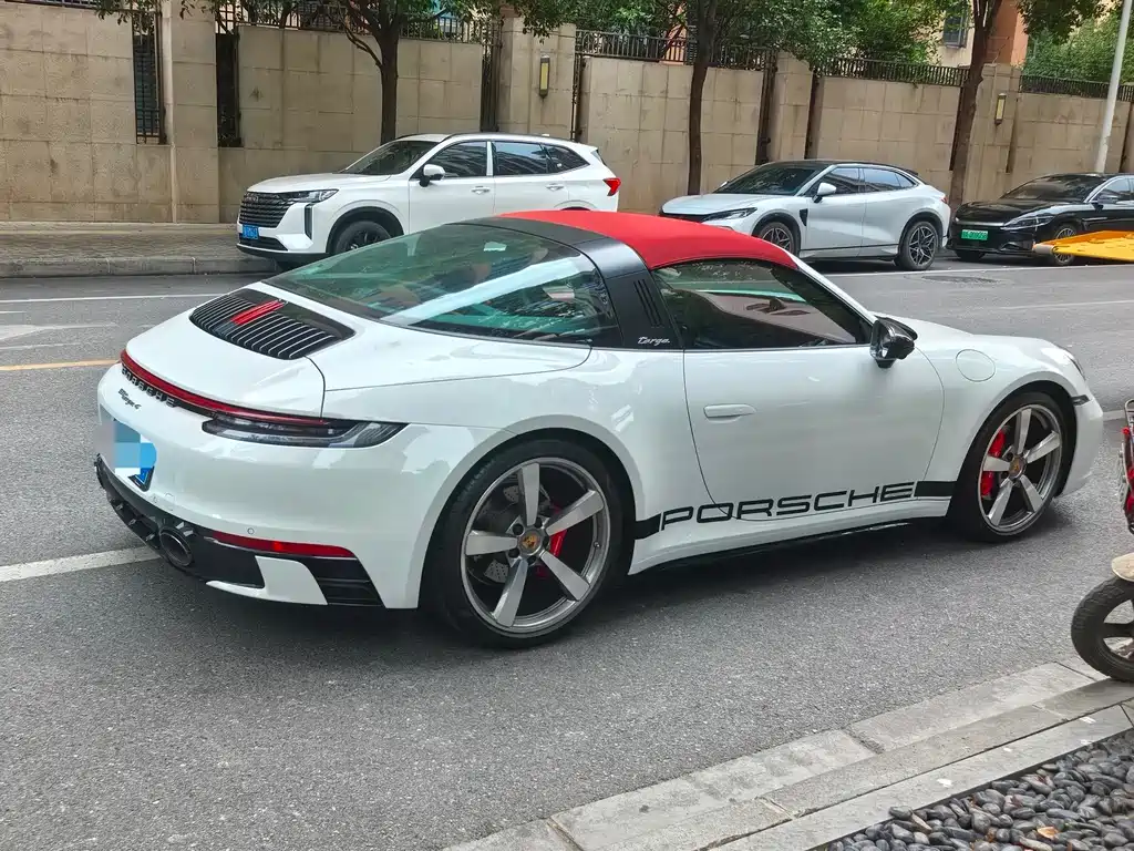 Porsche 911 — миниатюра 3