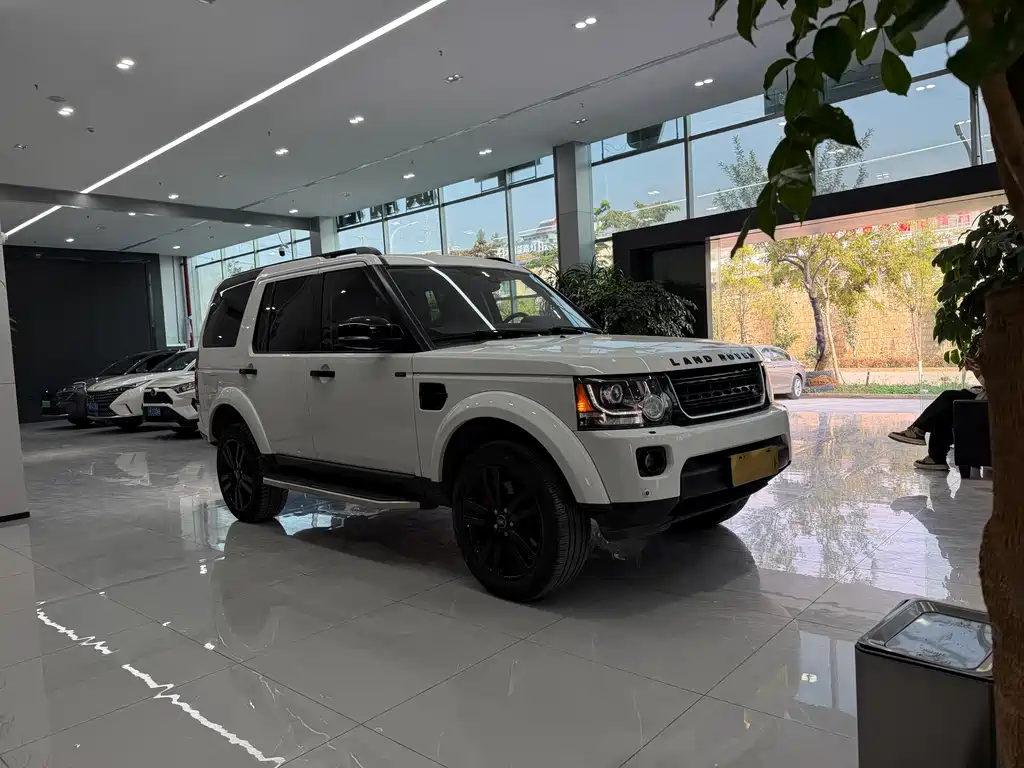 Land Rover Discovery 2014 3.0 SC V6 HSE Luxury