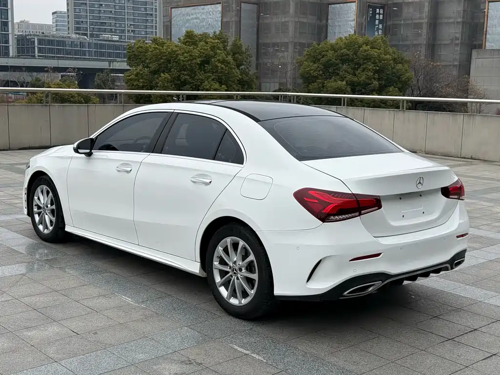 MERCEDES-BENZ A CLASS