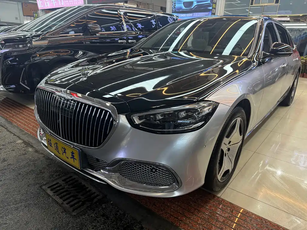 Mercedes-Benz S-Class 2025