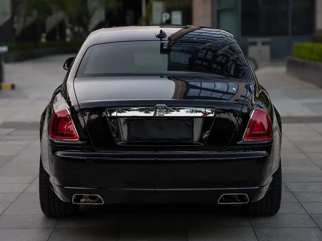 Rolls-Royce Ghost — миниатюра 5