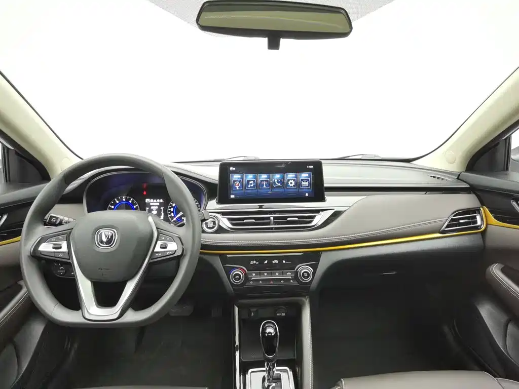Changan Eado DT — миниатюра 5