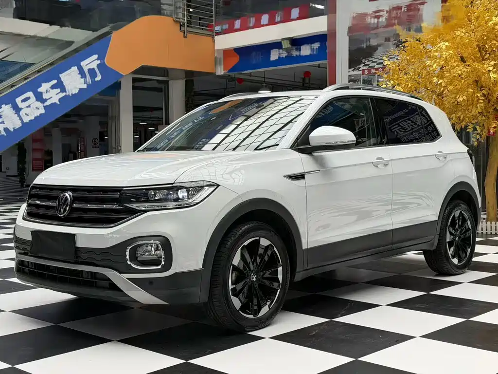 Купить Volkswagen Tacqua