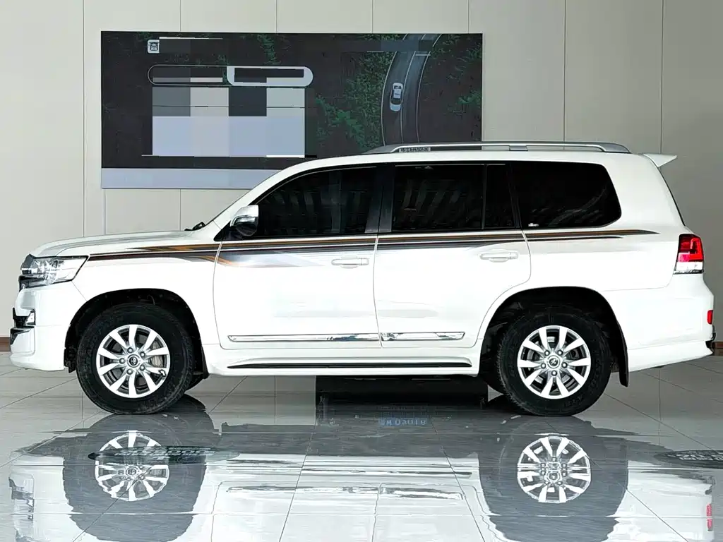 Toyota Land Cruiser 2019 4.0L AT