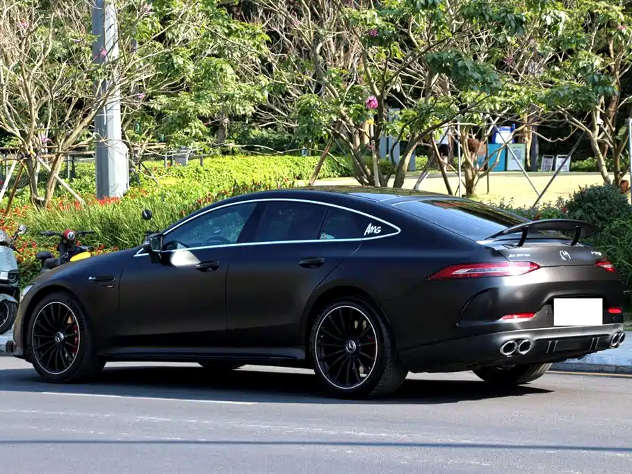 MERCEDES-BENZ AMG GT