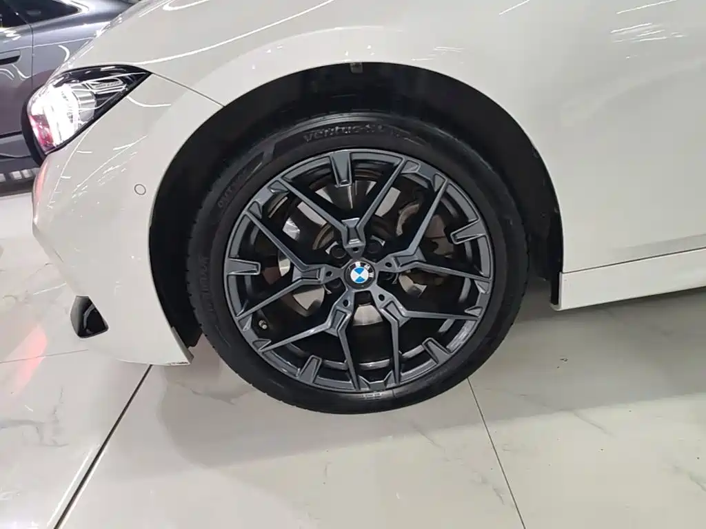BMW 3 Series — миниатюра 23