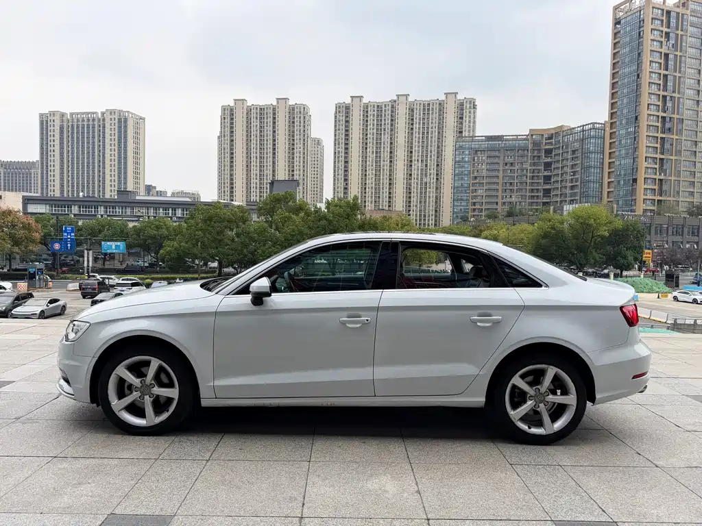 Audi A3 — миниатюра 4