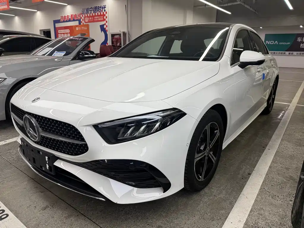 MERCEDES-BENZ A CLASS