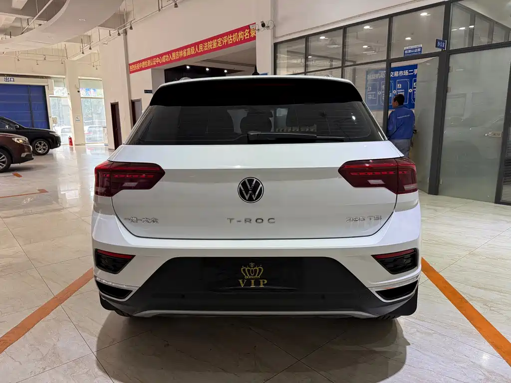 Volkswagen T-Roc — миниатюра 5