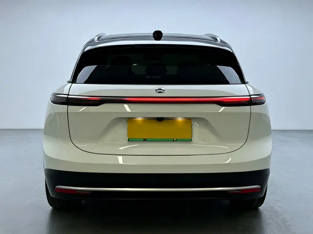 NIO ES6 — миниатюра 5