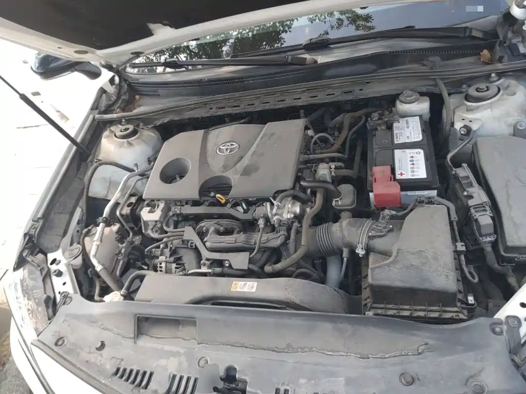 Toyota Camry — миниатюра 16