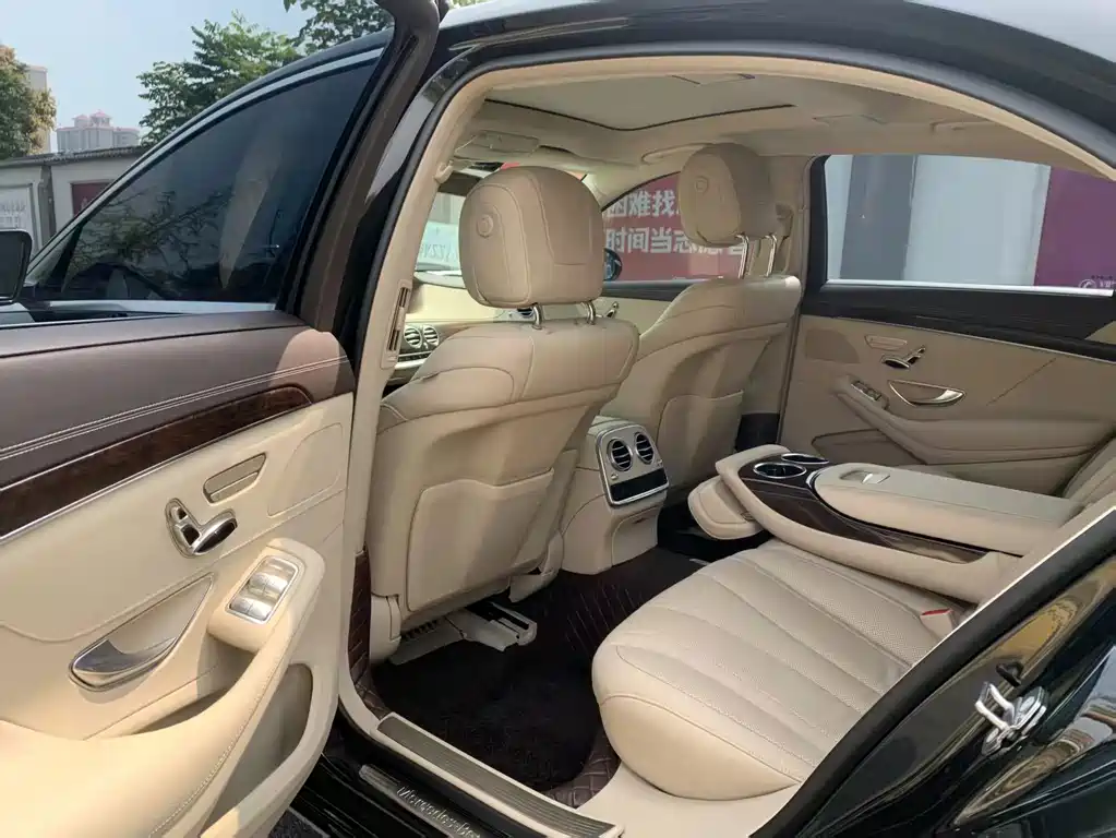 Mercedes-Benz S-Class — миниатюра 6