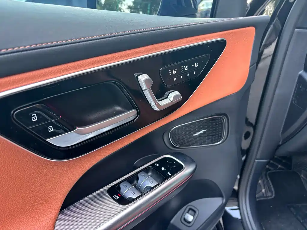 Mercedes-Benz GLC — миниатюра 6