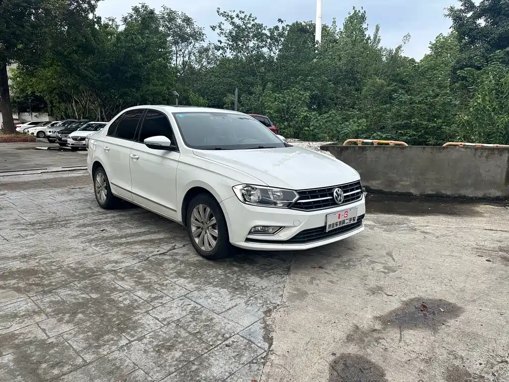 Volkswagen Bora — миниатюра 3