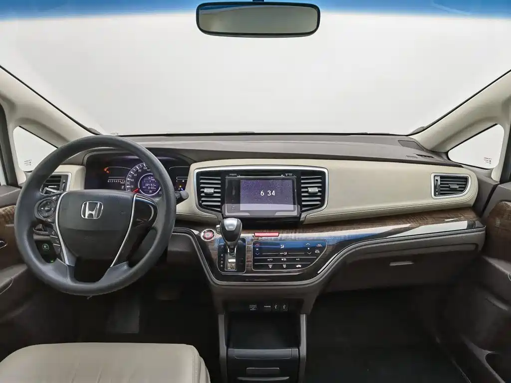 Honda Odyssey — миниатюра 5