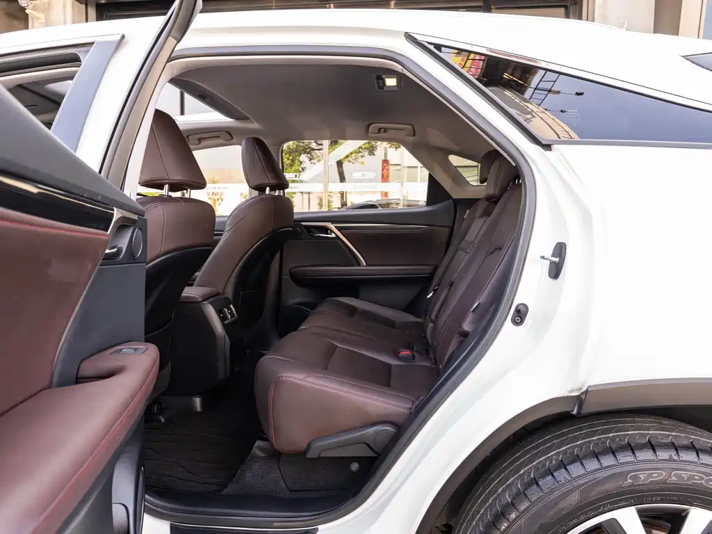 Lexus RX — миниатюра 10
