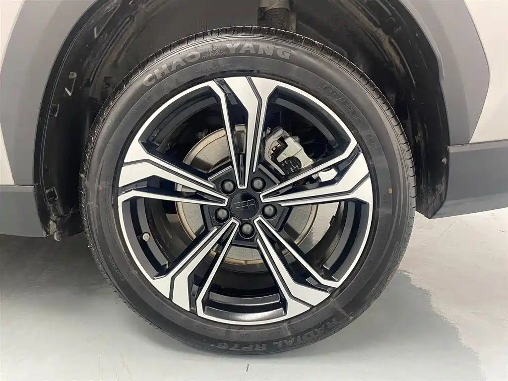 GEELY GALAXY GALAXY L7