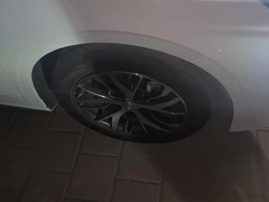 GEELY AUTOMOBILE EMGRAND