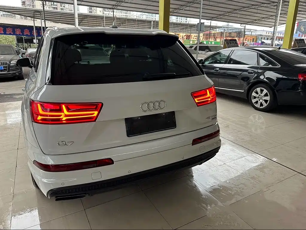 Audi Q7 2016 40 TFSI S line Sport