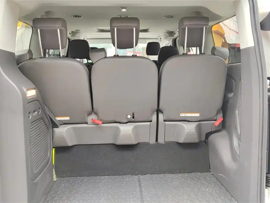 Ford Tourneo 2017 2.0T AT