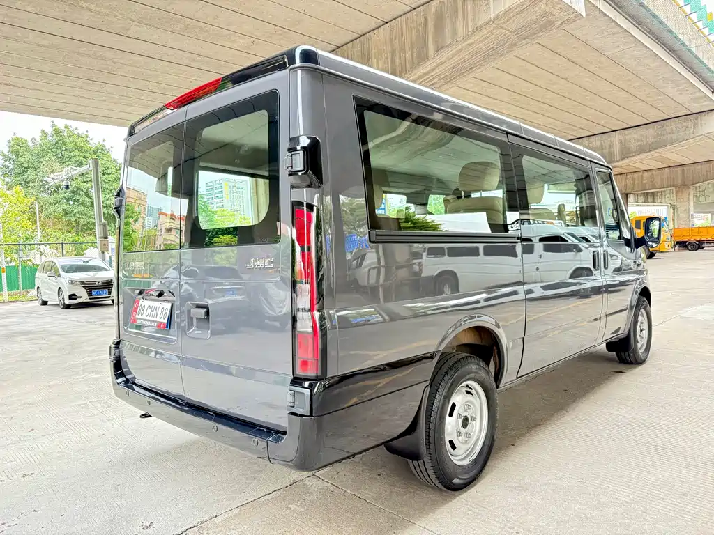 JMC JMC Fushun — миниатюра 5