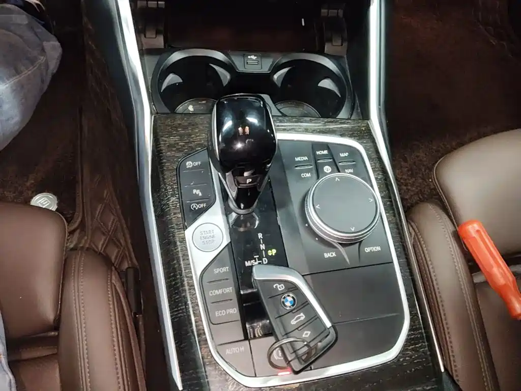 BMW 3 Series — миниатюра 14