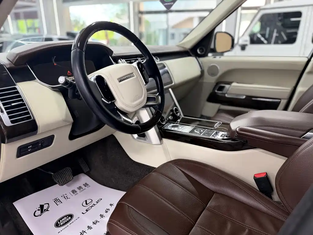 Land Rover Range Rover 2014 3.0 TDV6 Vogue SE