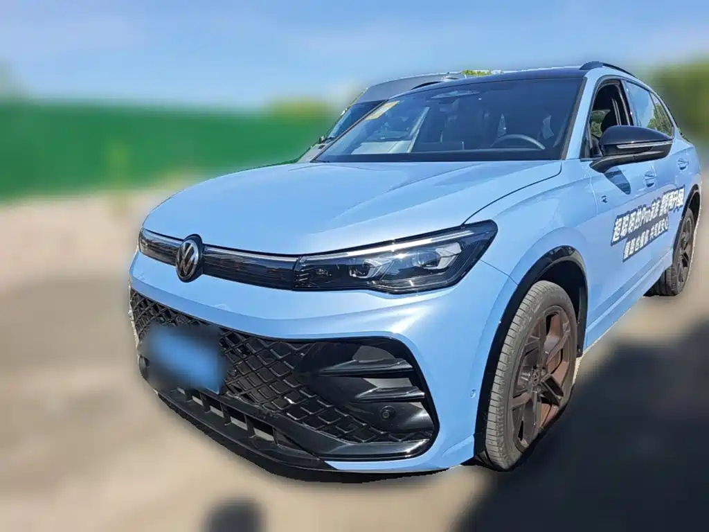 Volkswagen Tiguan L — миниатюра 3