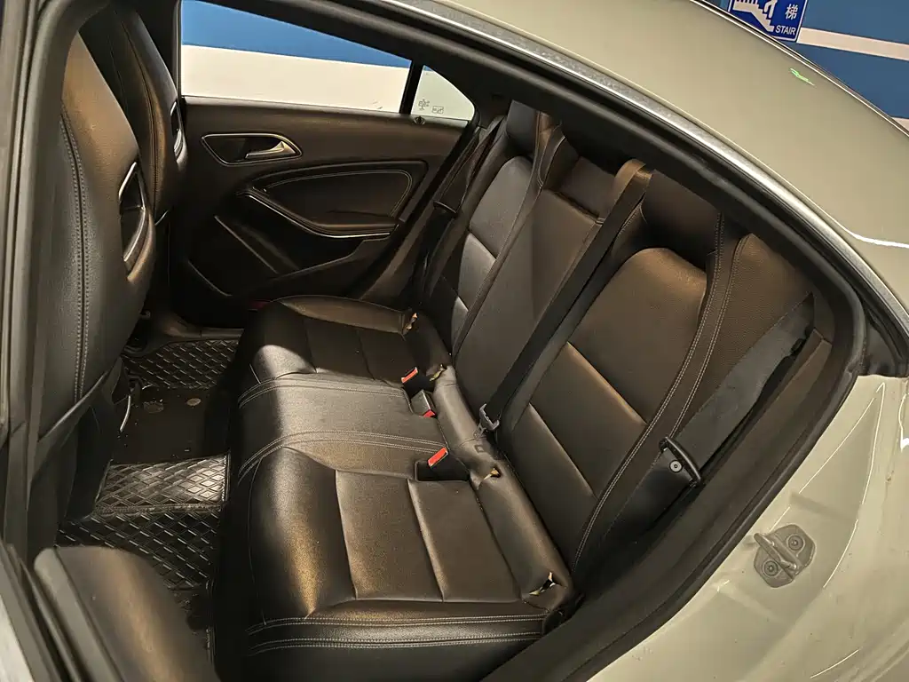 Mercedes-Benz CLA (Import) — миниатюра 13