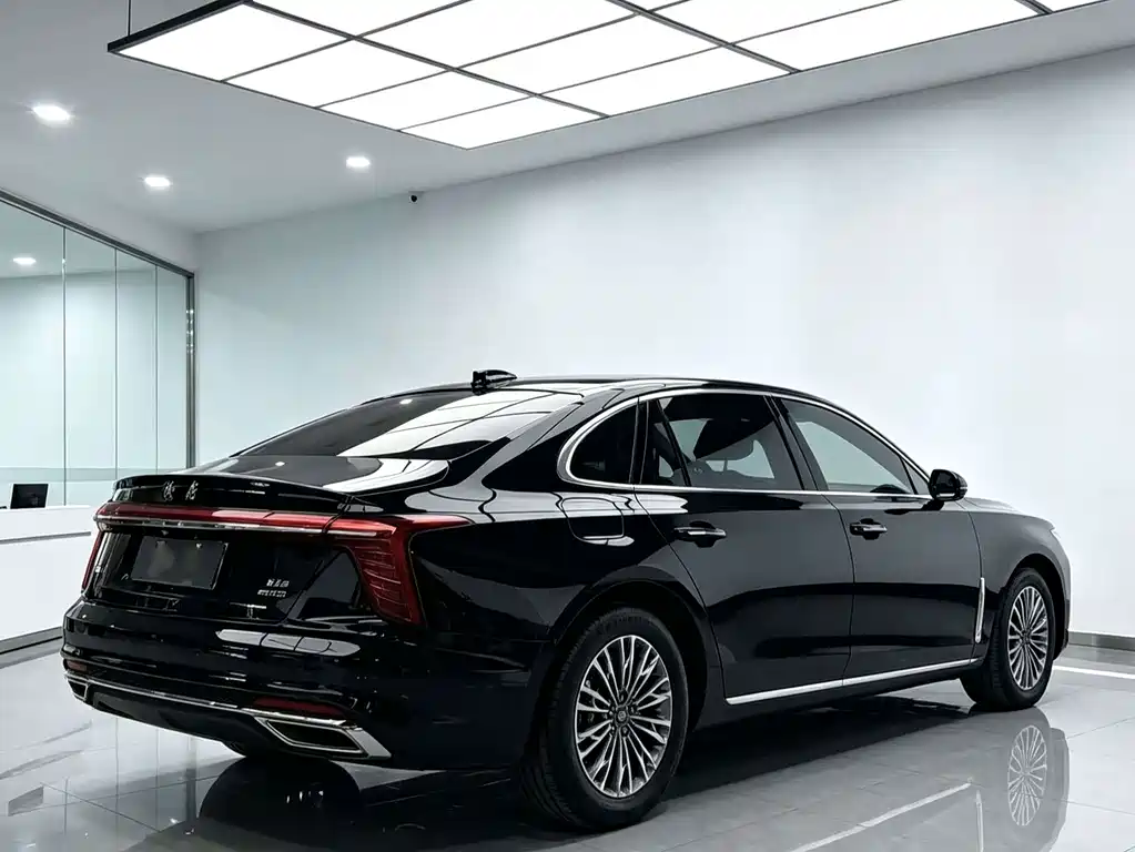 Hongqi Hongqi H5 — миниатюра 7