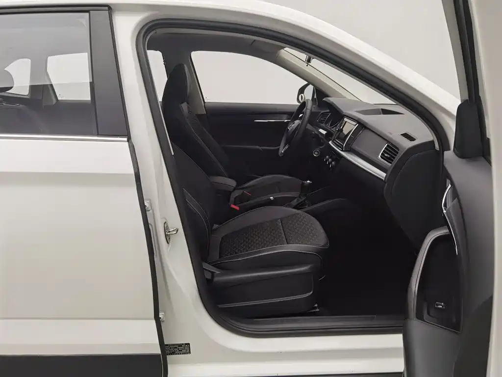 Skoda Kamiq — миниатюра 23