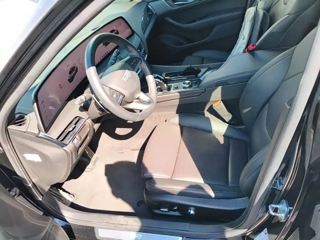 Cadillac CT5 — миниатюра 20